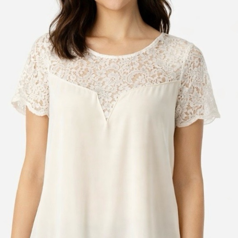 Express Top Ivory Lace Hi Low Short Sleeve S Feminine  Date Lunch Work